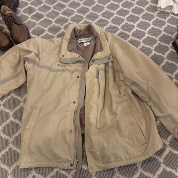 Columbia Sportswear Beige Fleece-Lined Jacket - Picture 2 of 3